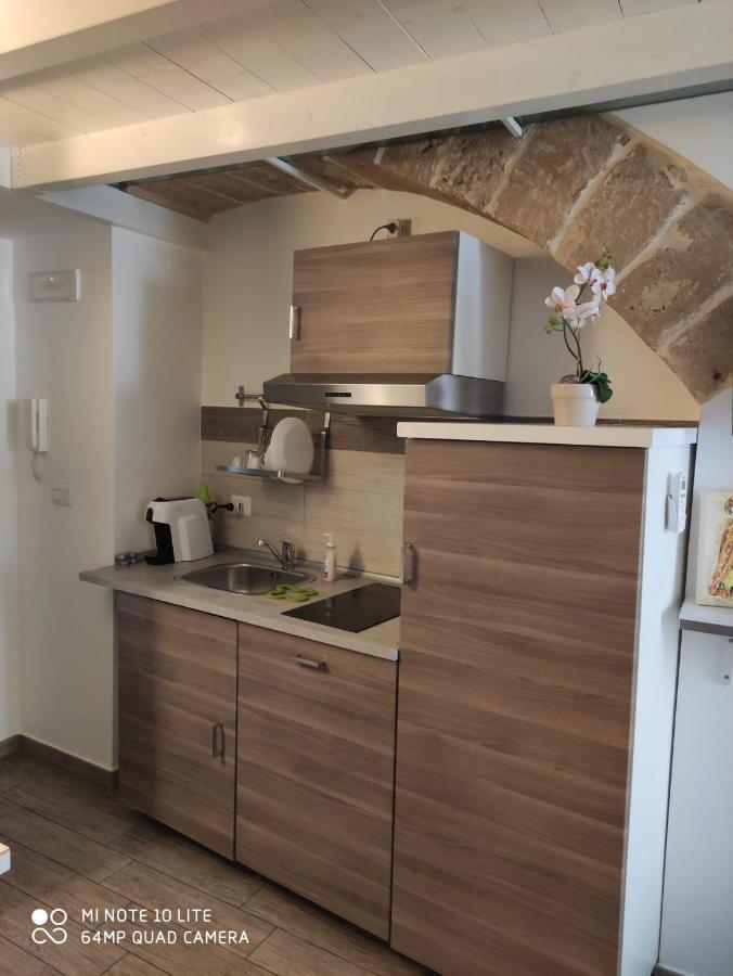 Bbsantanna2 Bed & Breakfast Bari Bagian luar foto