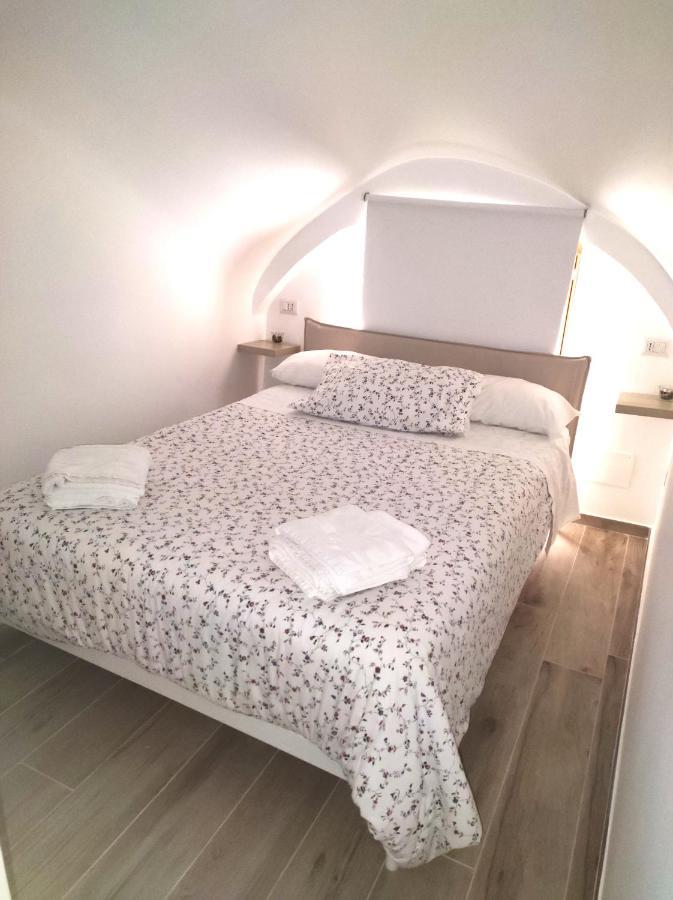 Bbsantanna2 Bed & Breakfast Bari Bagian luar foto