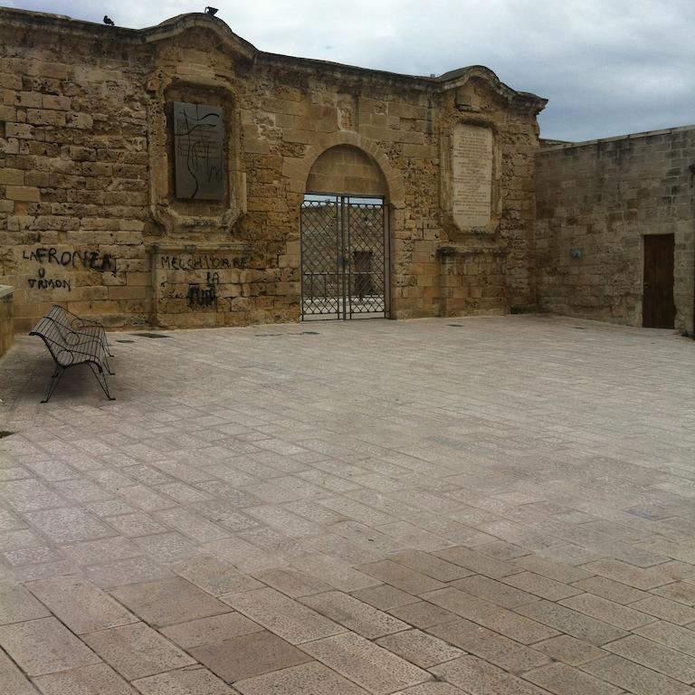 Bbsantanna2 Bed & Breakfast Bari Bagian luar foto