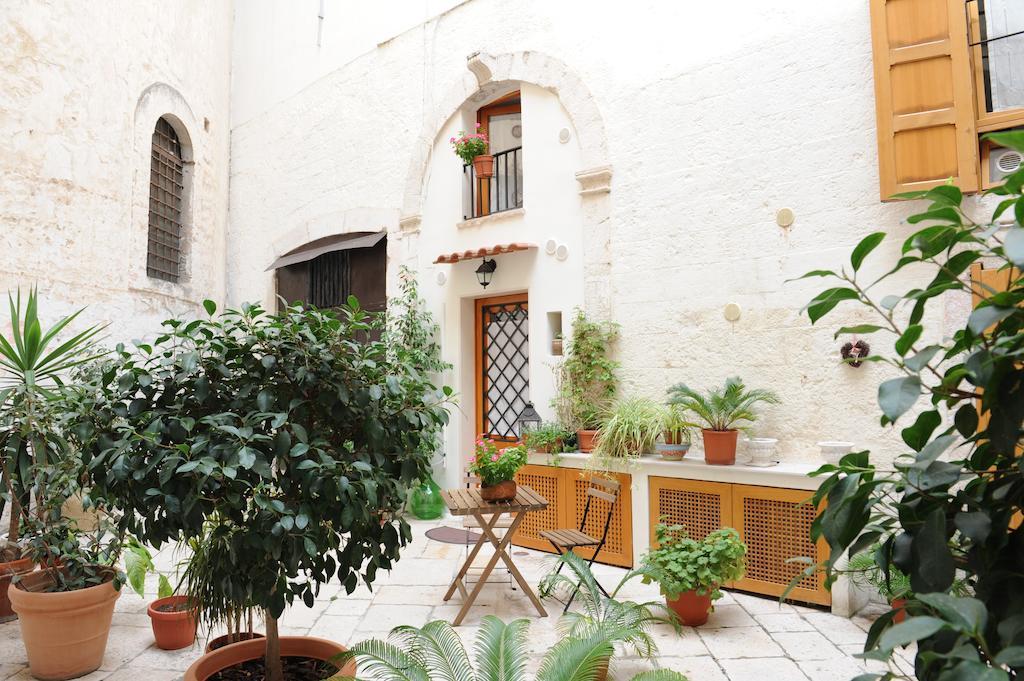 Bbsantanna2 Bed & Breakfast Bari Bagian luar foto