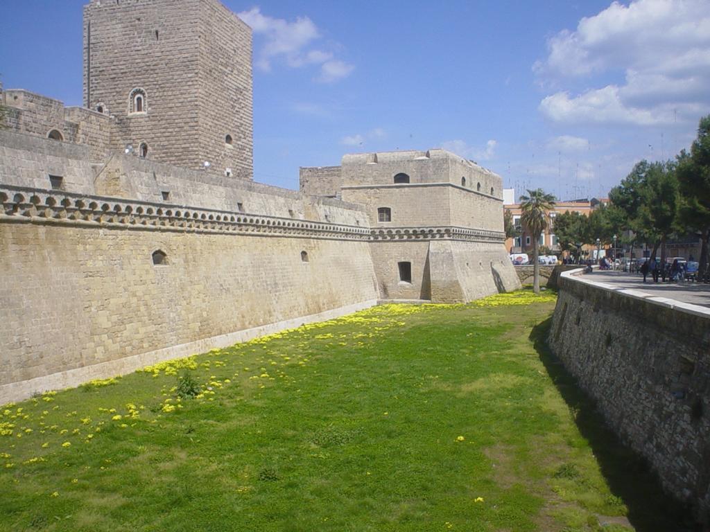 Bbsantanna2 Bed & Breakfast Bari Bagian luar foto